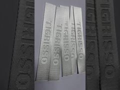 Nhãn Vải Thiết Kế Tùy Chỉnh và Tệp Tác Phẩm Nghệ Thuật PDF cho Nhãn Quần Áo Dệt