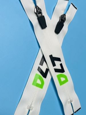 Nhập xưởng quần áo chống thời tiết nhựa polyester Zipper Slider tùy chỉnh