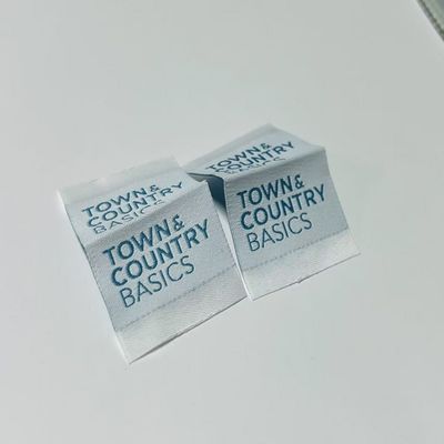 Cá nhân hóa may trên nhãn dệt may nhãn quần áo 3000pcs