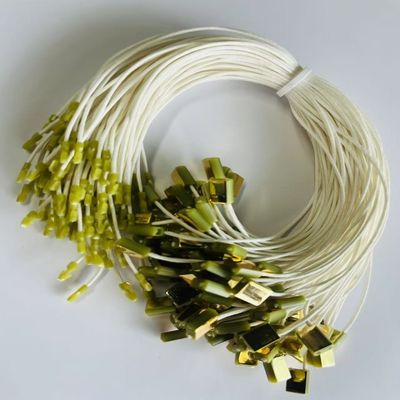 Phong cách Bohemian treo quần áo bằng nhựa gắn thẻ cho cửa hàng ODM