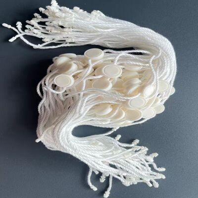 Đẹp gắn thẻ nylon mạnh mẽ và bền 4 inch chiều dài lý tưởng cho việc gắn thẻ và ghi nhãn hàng tồn kho trong các trung tâm phân phối